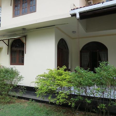 Bolonghes Homestay Negombo Exterior foto